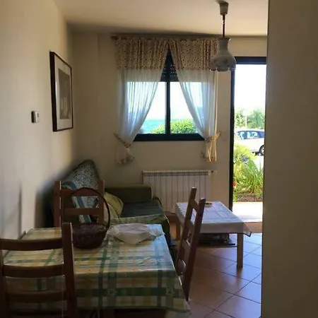 Pilar Villanueva * 布埃乌