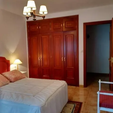 Pilar Villanueva Apartamento *